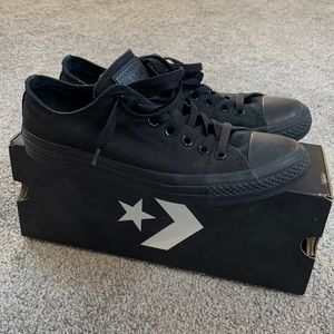 Converse All Star black M size 9; W size 11